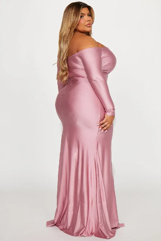 Kellie Tricot Gown - Pink